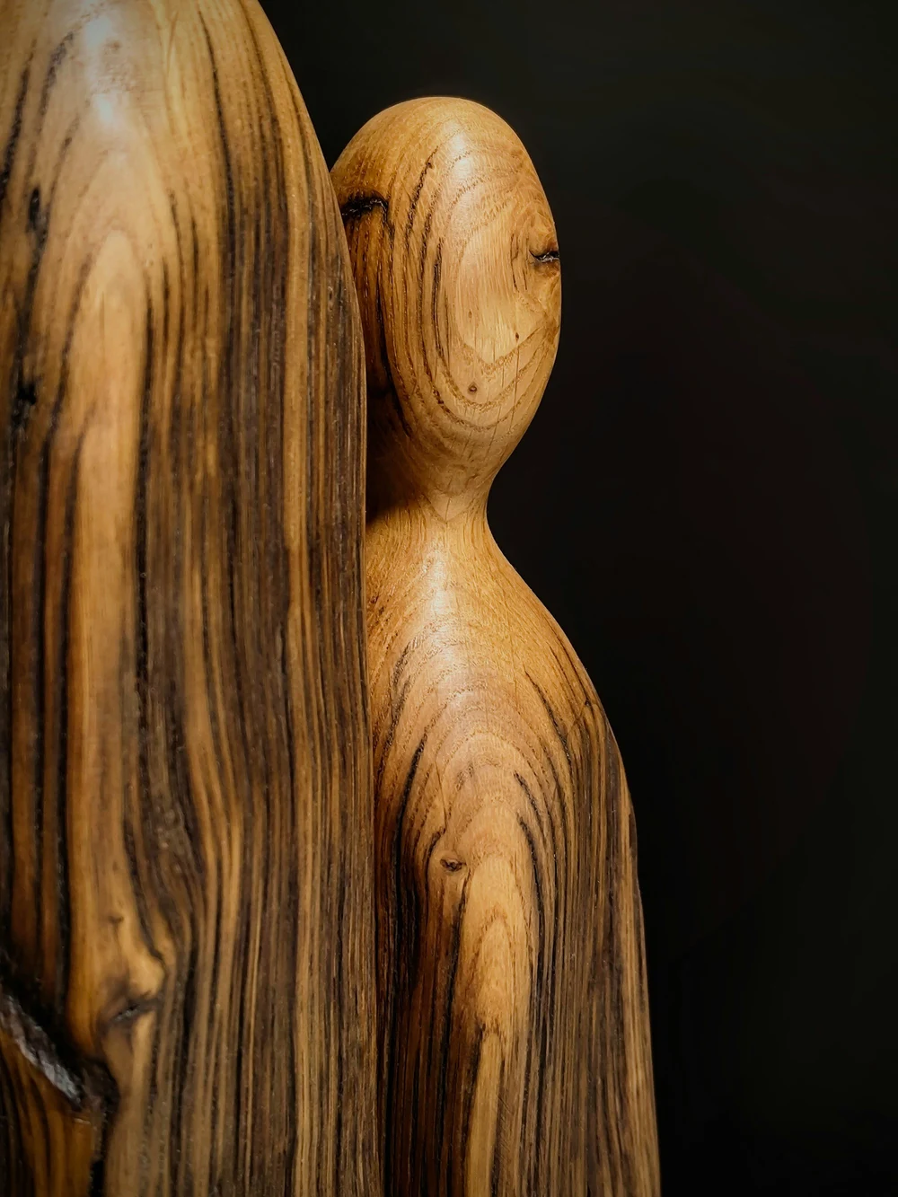 Каждое произведение пронизано духом лаконичности